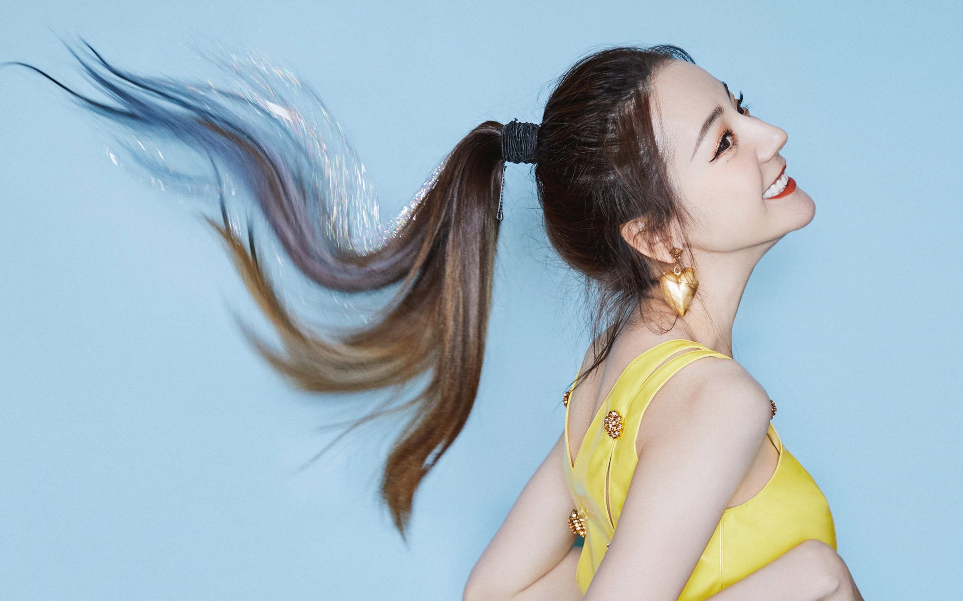 mk体育-德甲“强强相遇”：拜仁慕尼黑对阵多特蒙德，冠军争夺一触即发