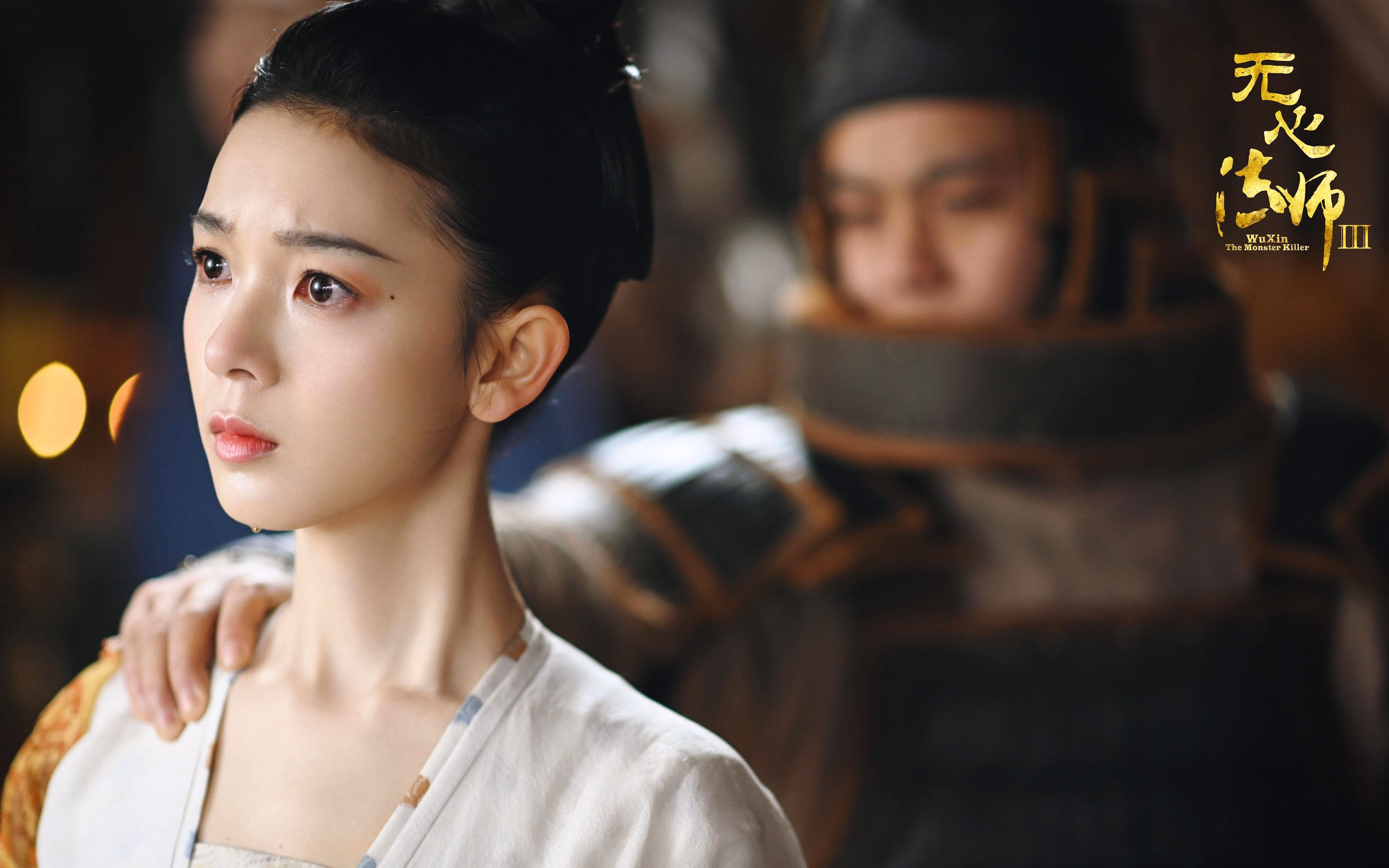 中国女篮在比赛中灵活调整进攻策略，女篮进攻战术