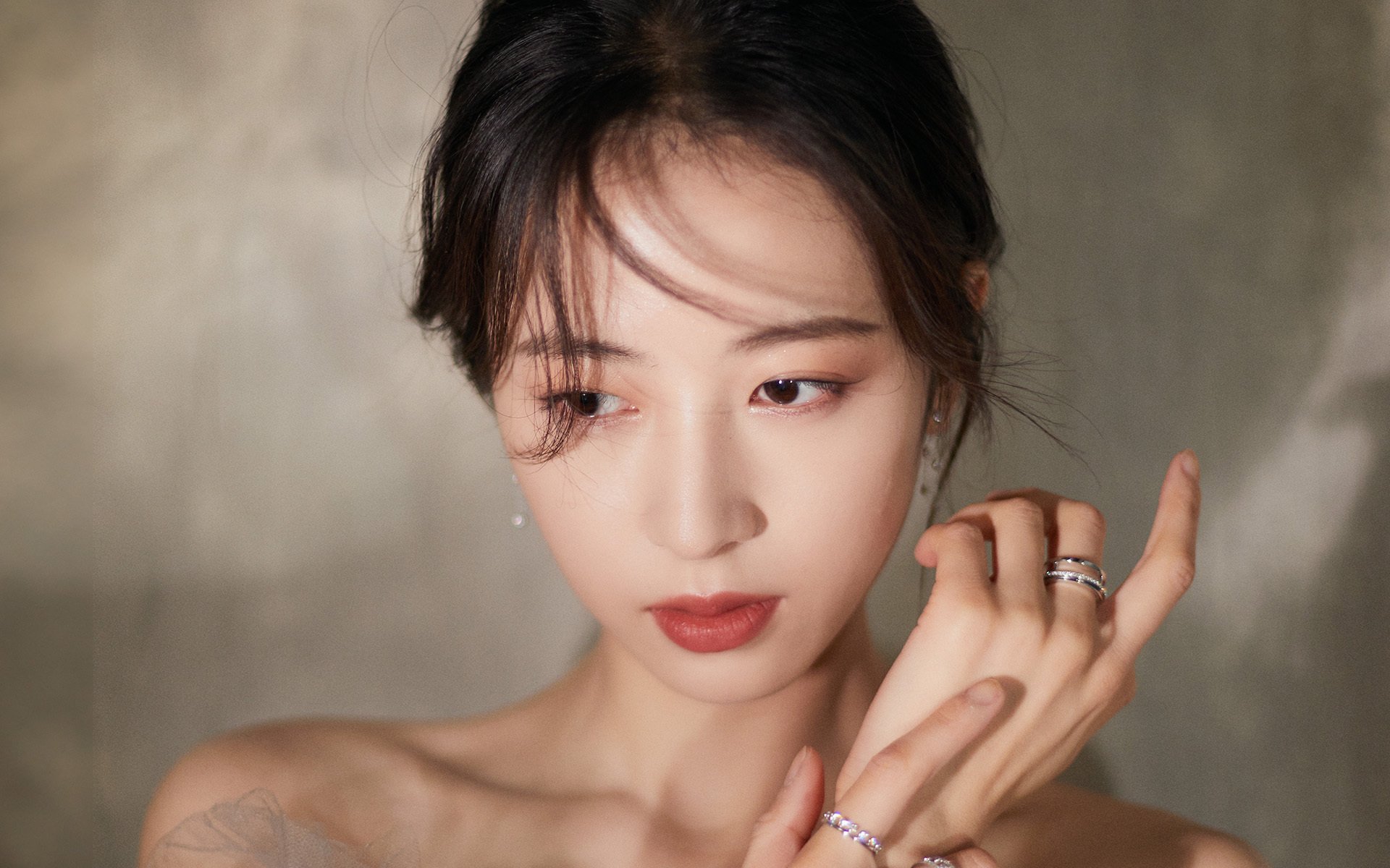 电竞线下观赛活动回归场馆氛围热烈震撼，电竞活动现场