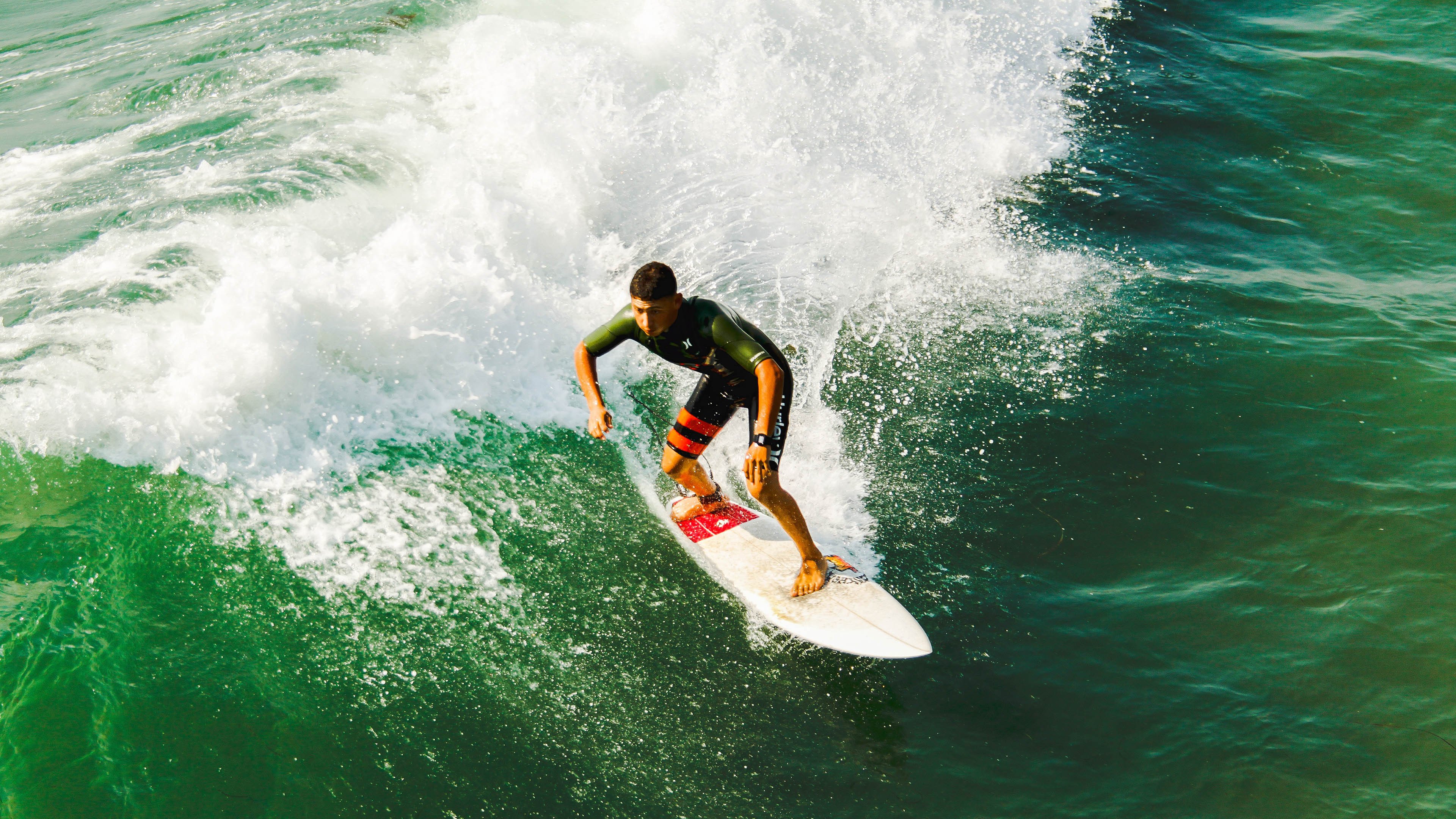 “伊万·戈梅斯的防线统治力与进攻威胁，帮助阿根廷美洲狮队逐步升级”